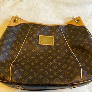 Louis Vuitton Galleria